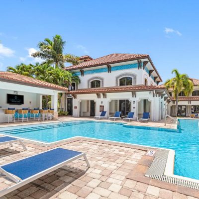 Miramar Park Apartments in Mirama, FL - Exterior Community Amenities, Pool & Zen Garden (7)